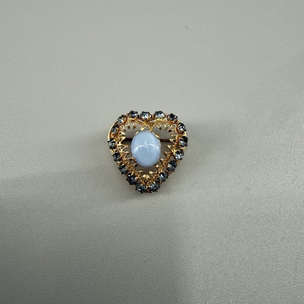 VINTAGE CZECH Heart Brooch Gold Tone Blue Cabochon Czech Rhinestones Art Deco